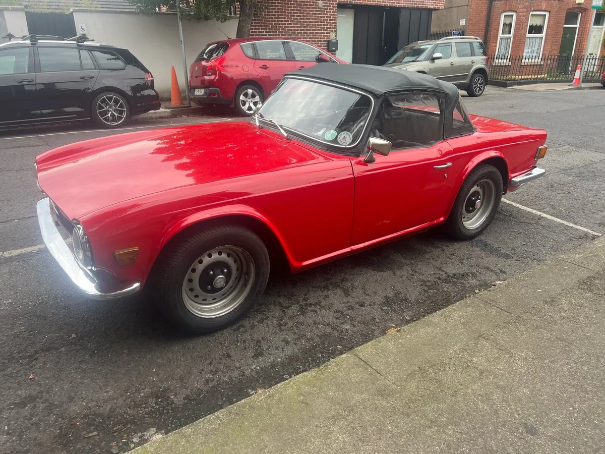 Triumph TR 6 - Image 2