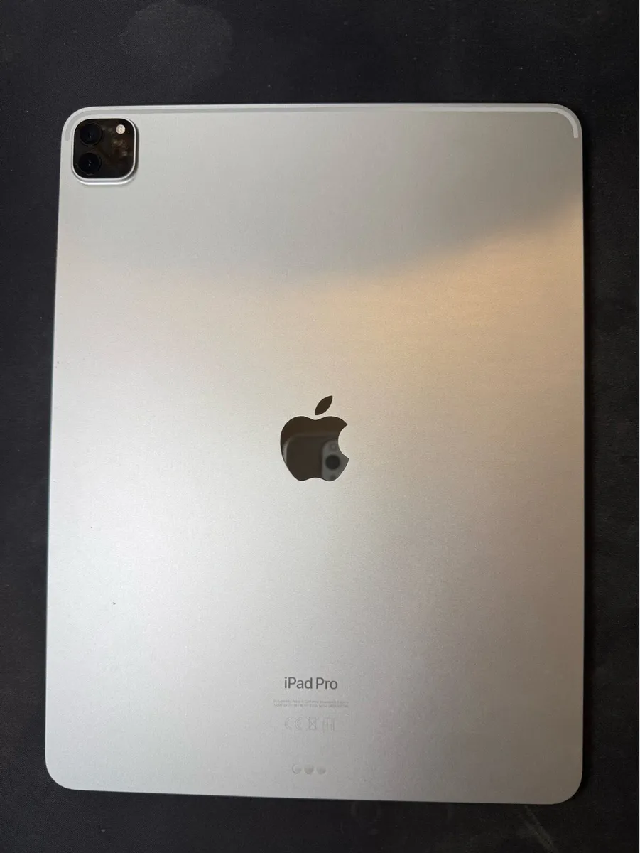 iPad Pro 12.9 (6th Gen) - 128GB, Space Grey - Image 1