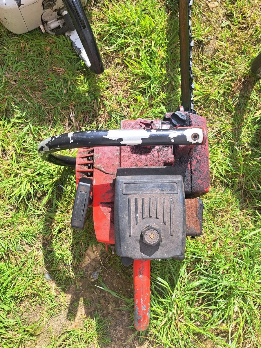 Chainsaw - Image 1
