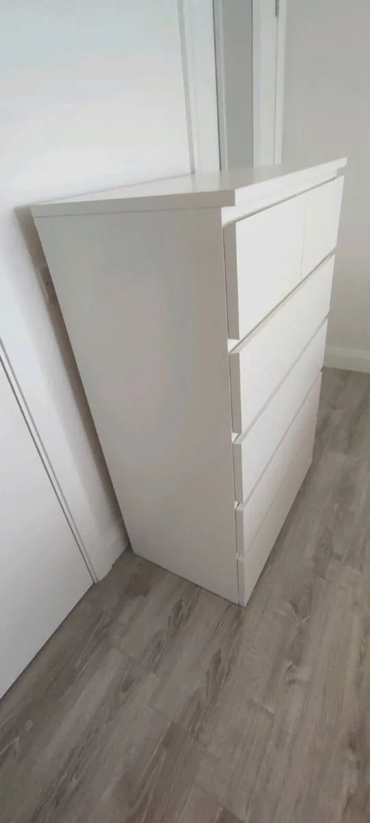 Chest of drawers - Image 3