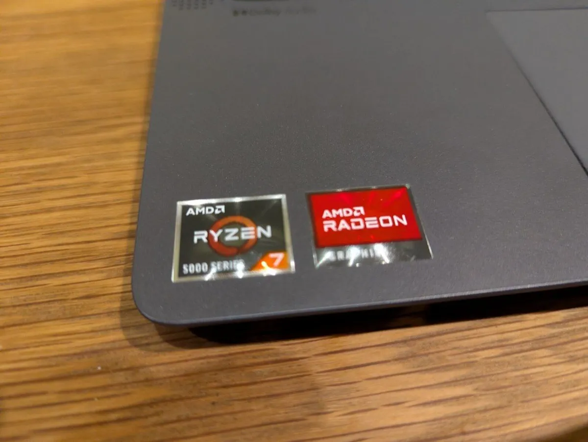 Lenovo Ideapad Flex 5 - Image 1