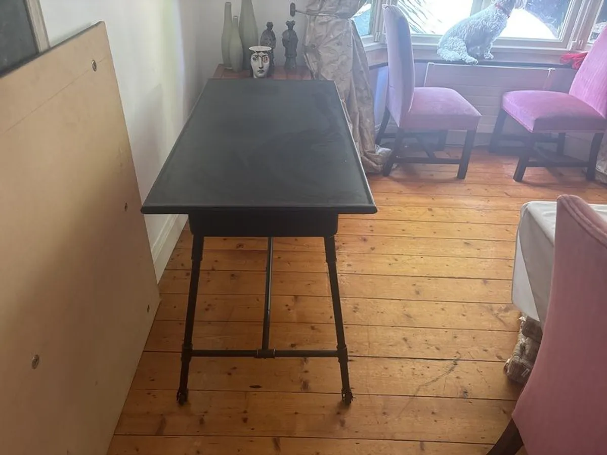 Desk/Table - Image 2