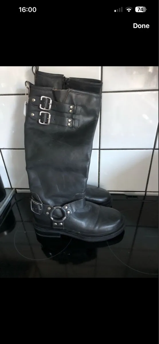 Girl’s Zara boots uk 2 €20 - Image 1