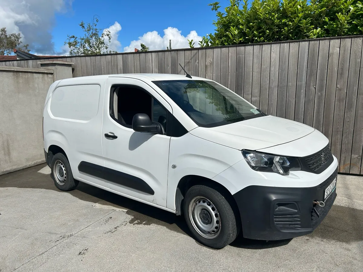 2019 Peugeot partner - Image 1