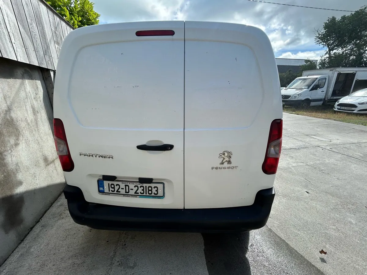2019 Peugeot partner - Image 3