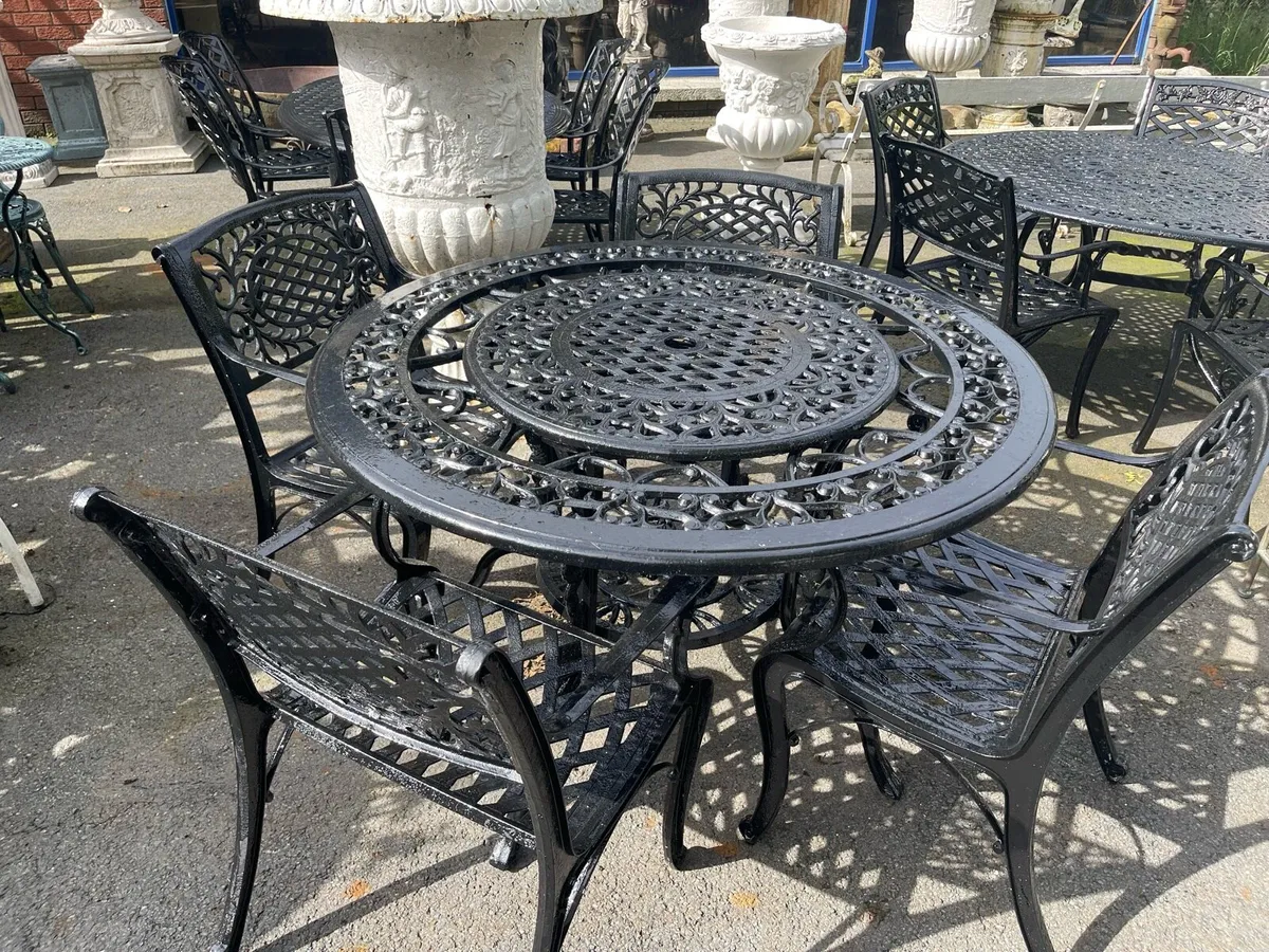 Garden table 4 chairs - Image 2