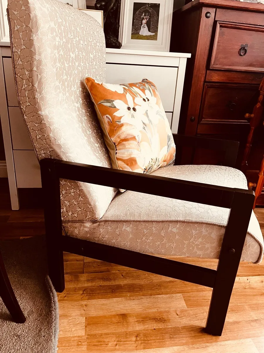 Rustic bedroom chair - Image 2
