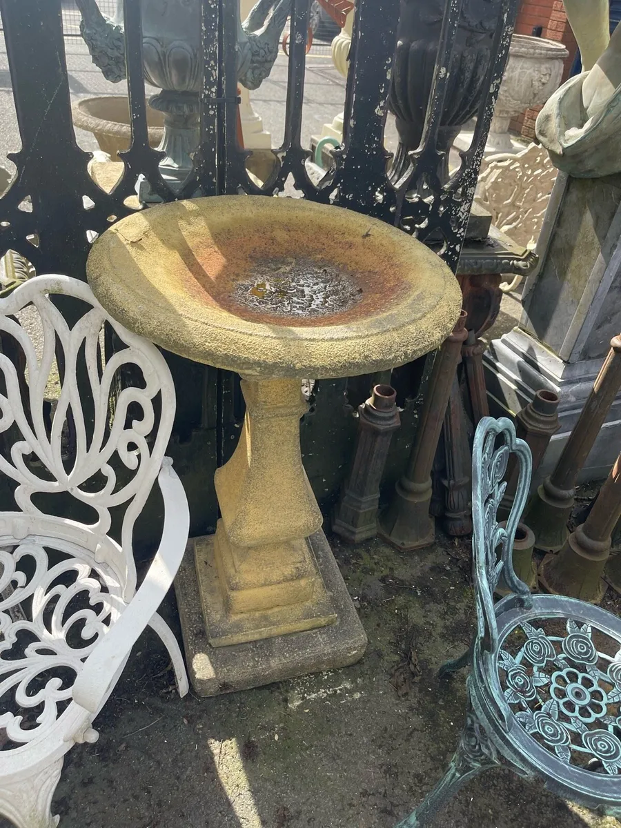 Sand stone bird bath - Image 4
