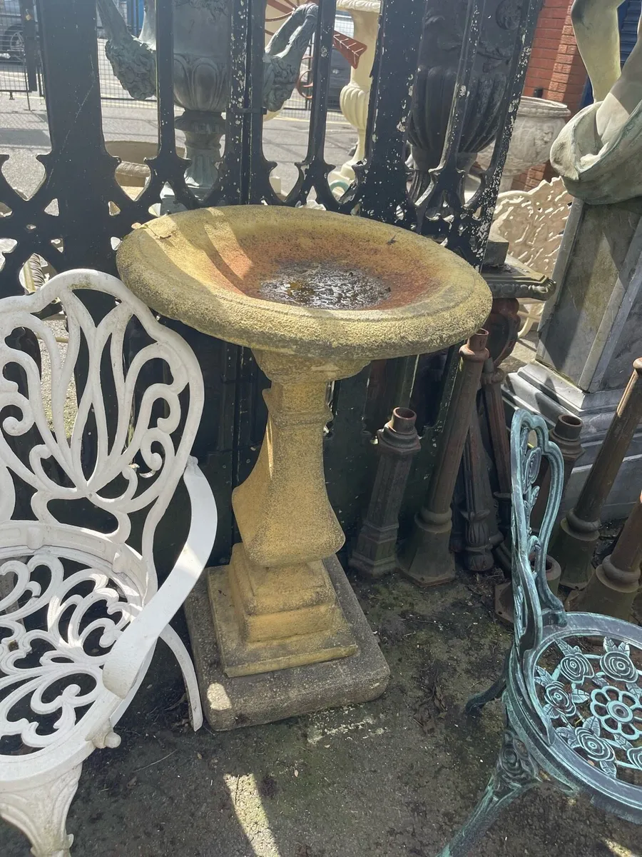 Sand stone bird bath - Image 3