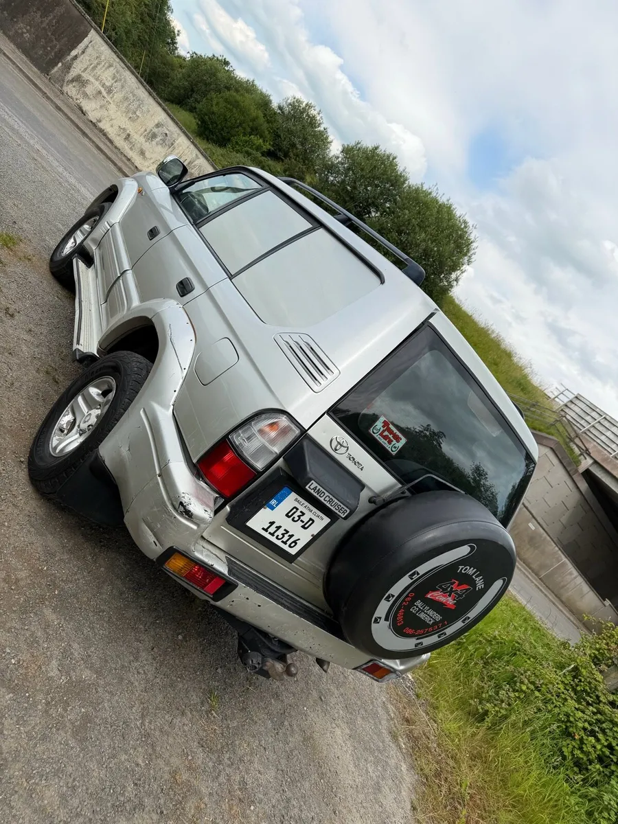 Toyota LandCruiser - Image 2