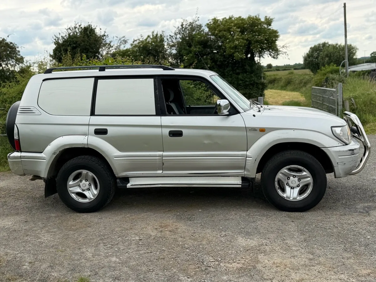Toyota LandCruiser - Image 4
