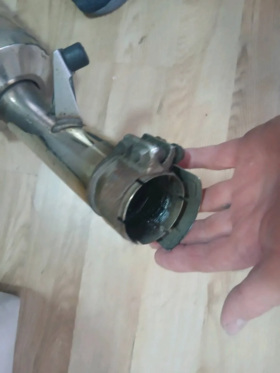 Suzuki bandit 1250 Exhaust plus chain guard - Image 3