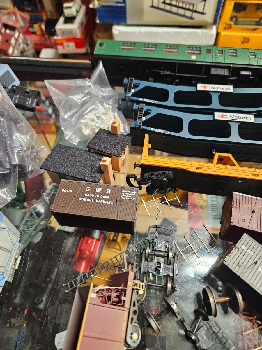 Hornby OO Gauge Lot - Image 4