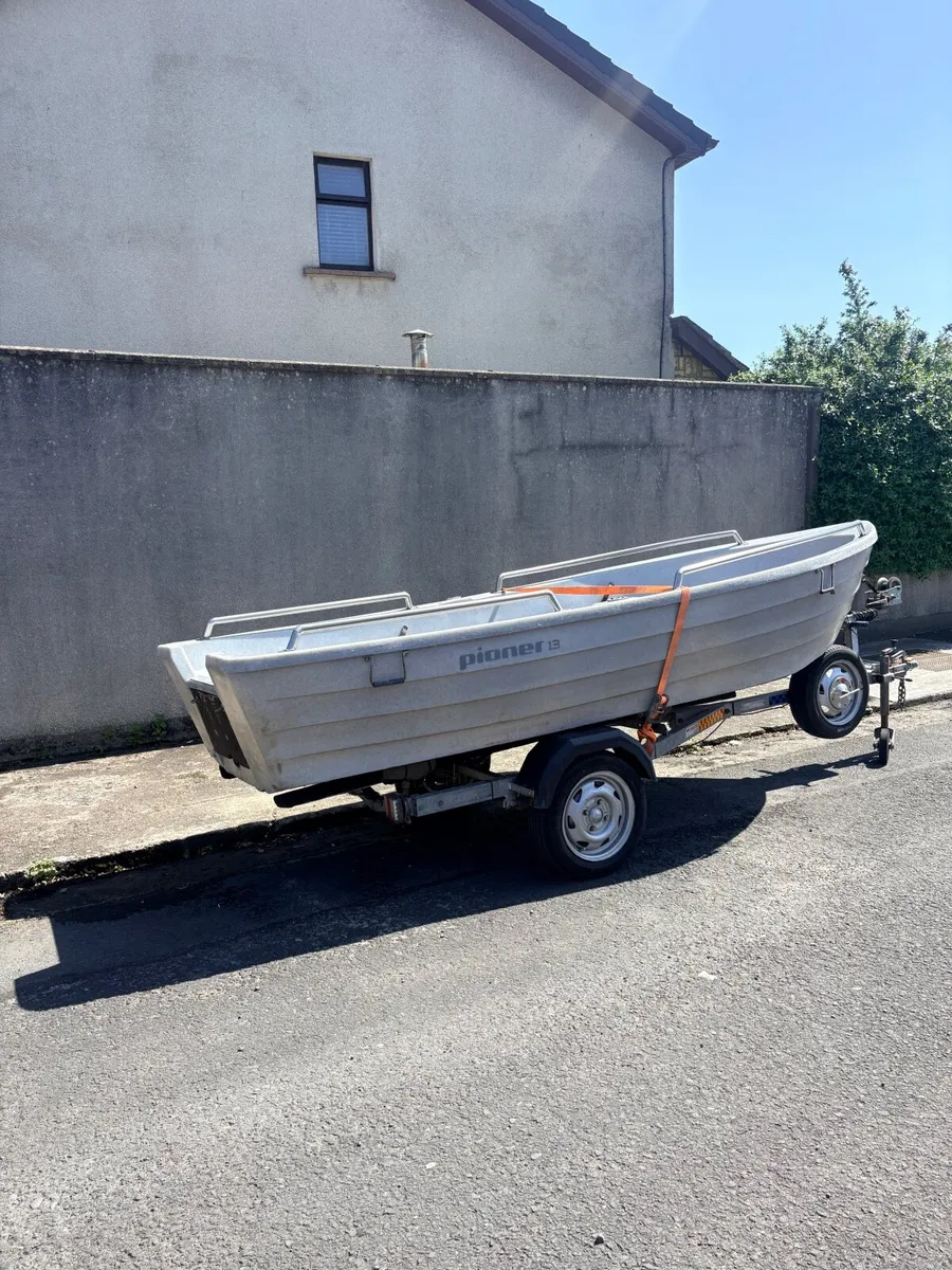 Pioneer maxi and trailer - Image 1