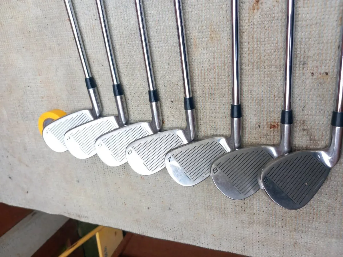 Pro series golf irons.  Right handed clubs - Image 3