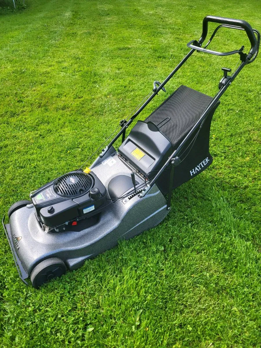 Hayter roller lawnmower - Image 2