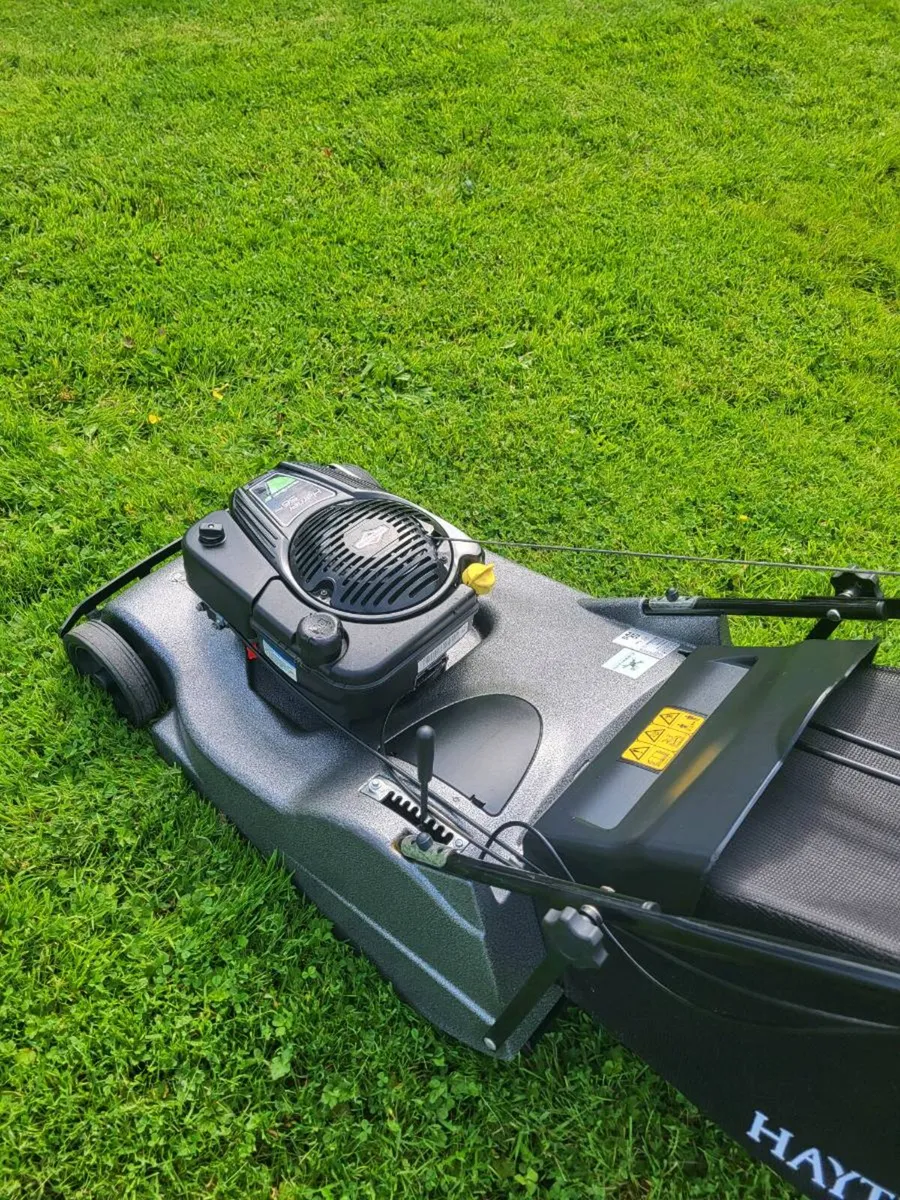 Hayter roller lawnmower - Image 4