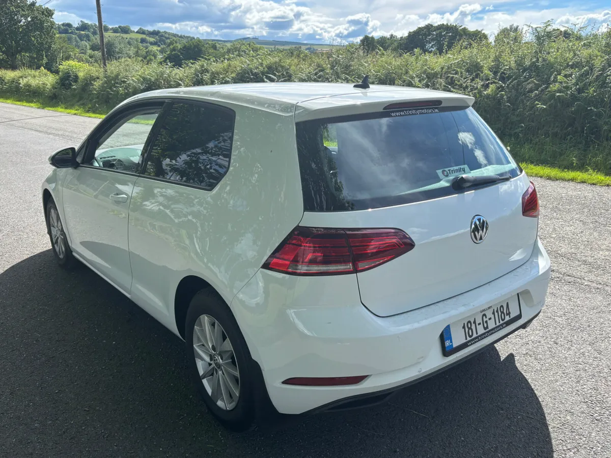 Volkswagen Golf 2018 van - Image 4