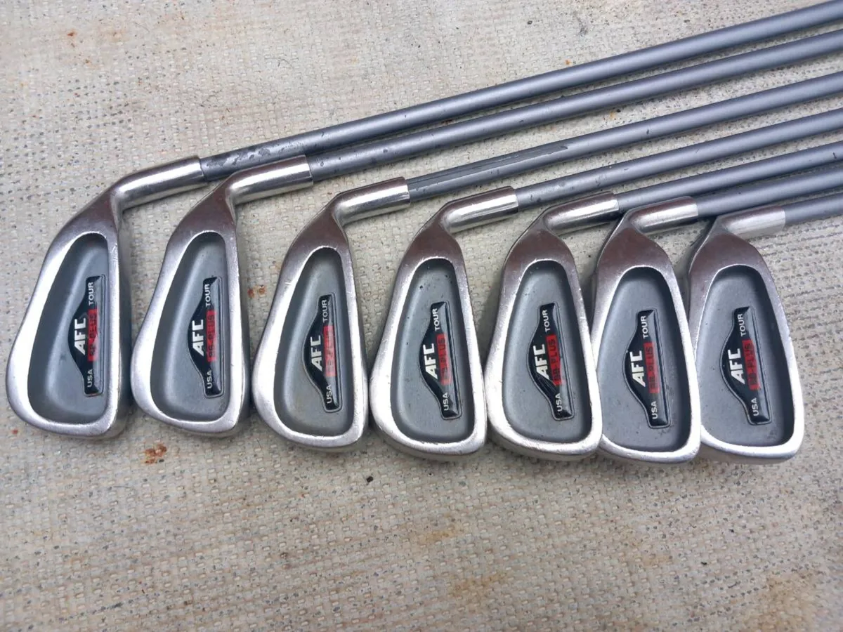 BB- plus golf irons.  Right handed clubs. - Image 2