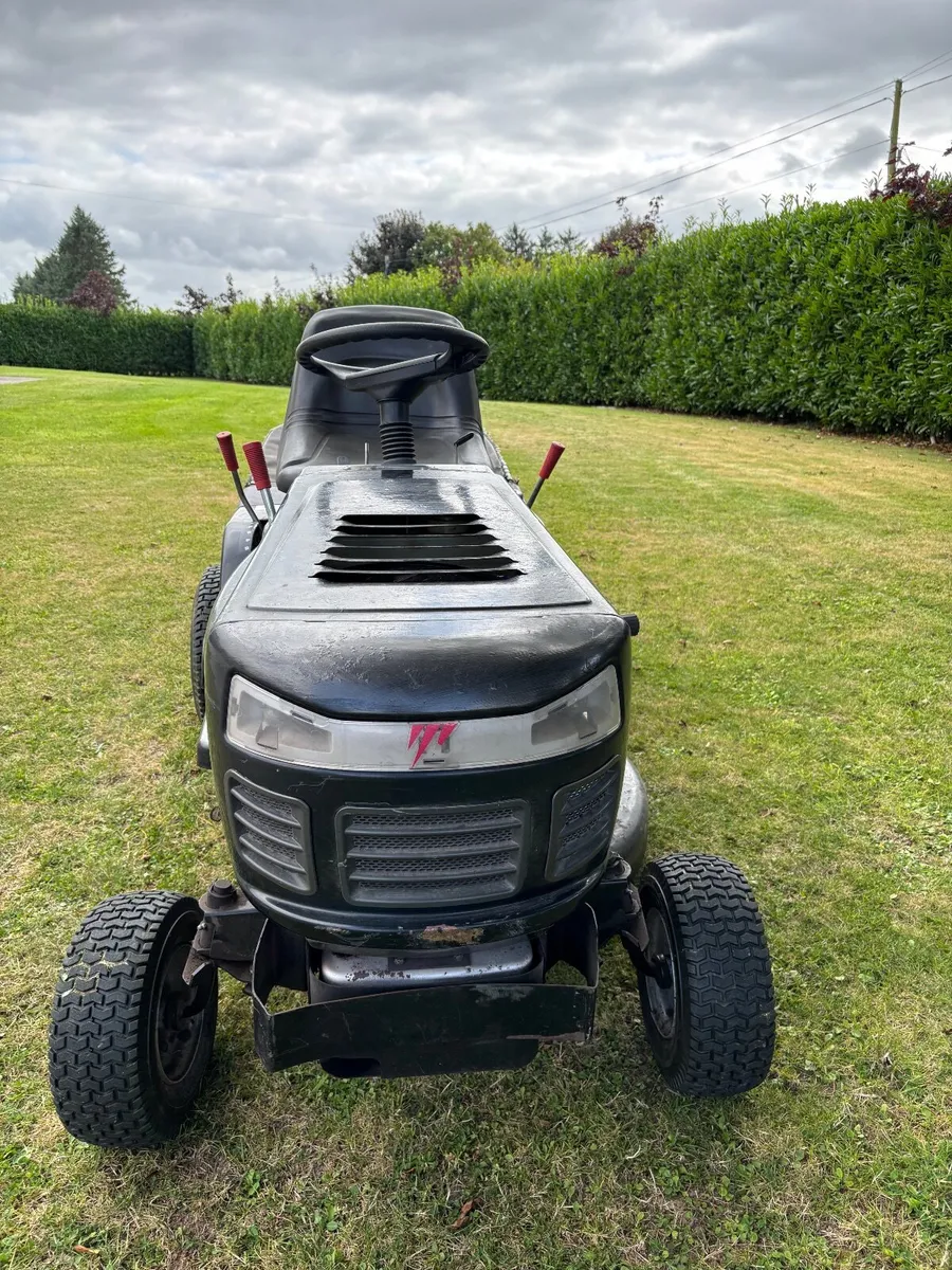 ride on lawnmower - Image 1