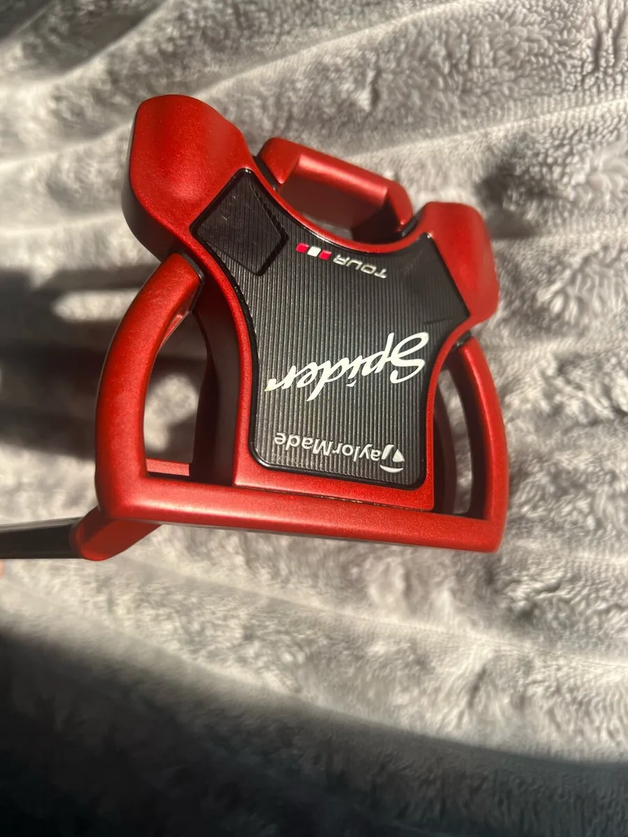Jason day Taylormade spider - Image 1