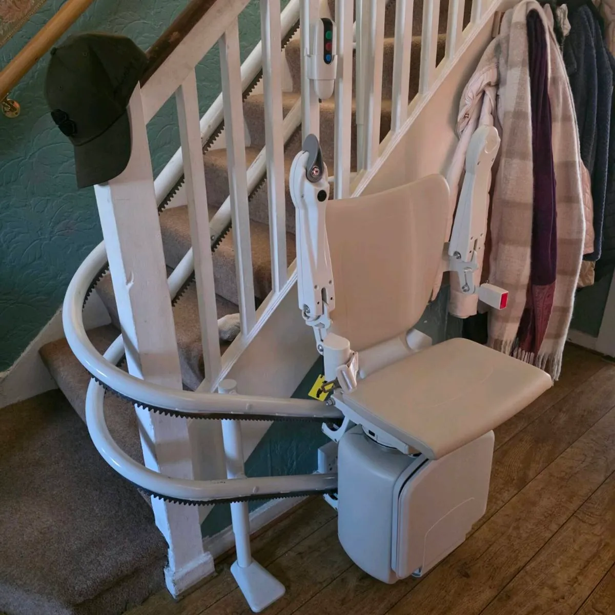 Chair lift - Image 1