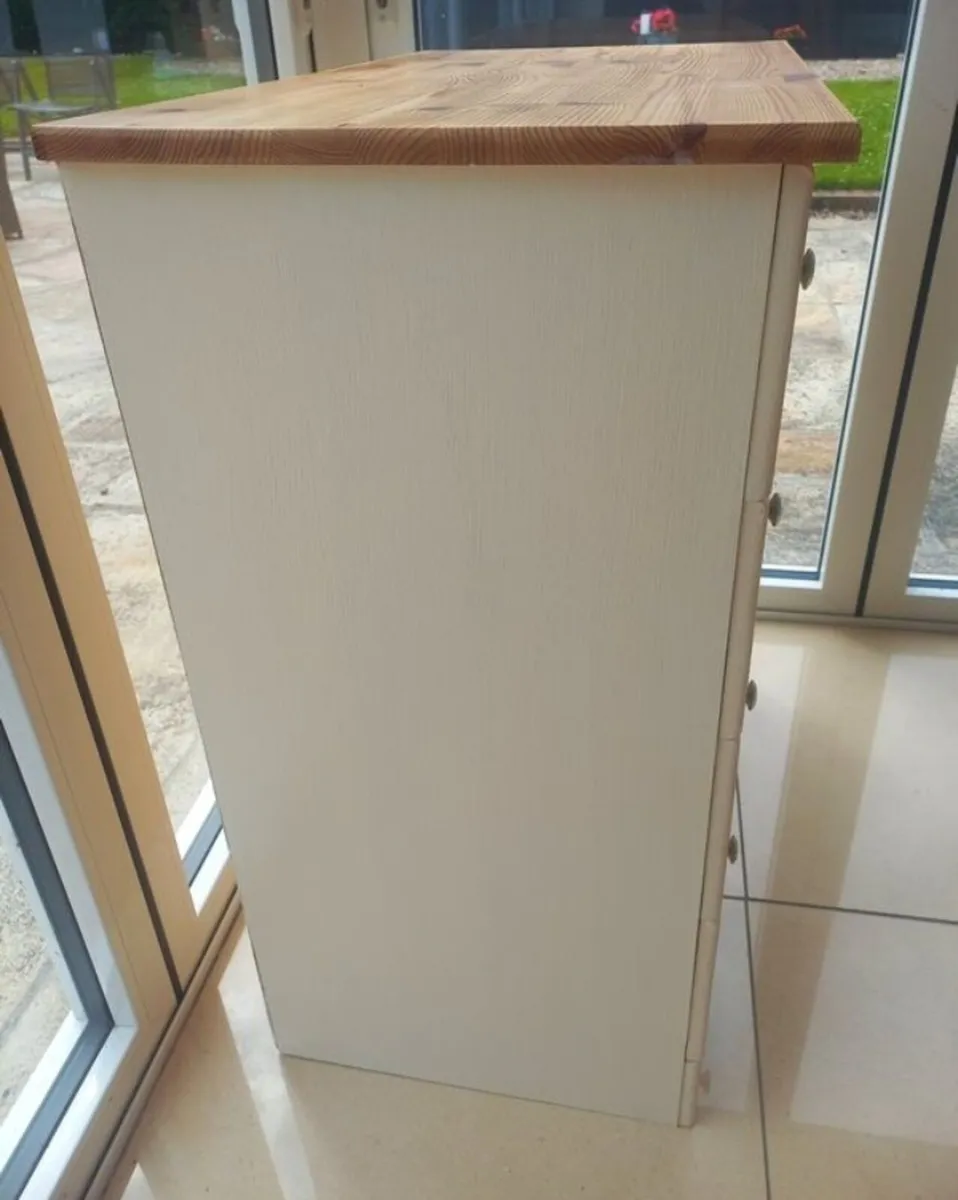 Chest of drawers and matching locker - Image 2
