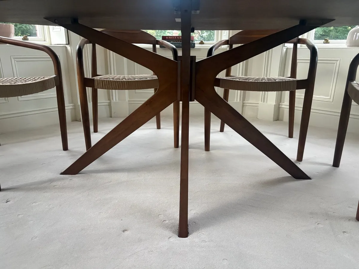 Dining room table and 6 chairs - Image 2