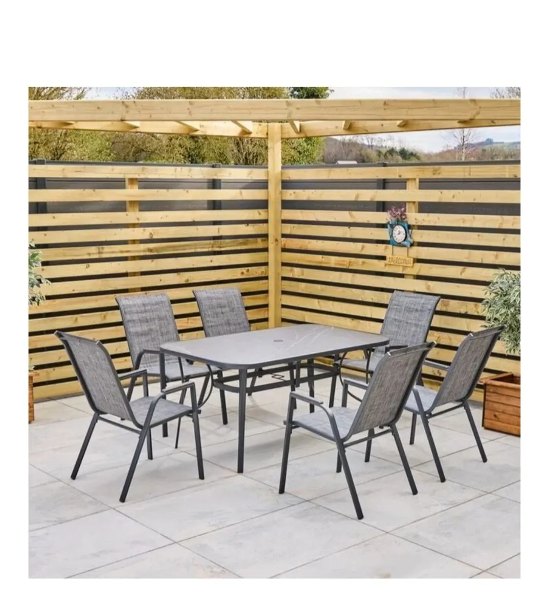 Garden  furniture - Image 1