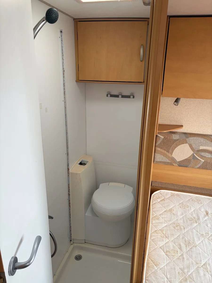 Bailey ranger 6 berth double axle - Image 4
