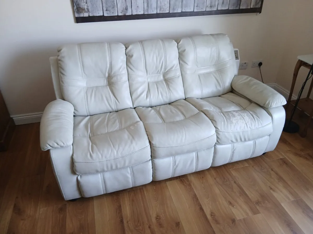Couch - Image 1