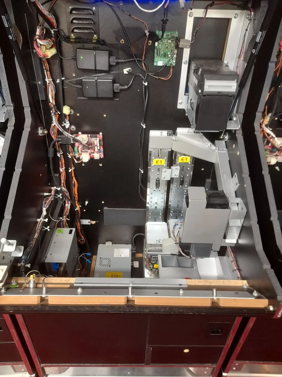 Noraut poker machines - Image 3