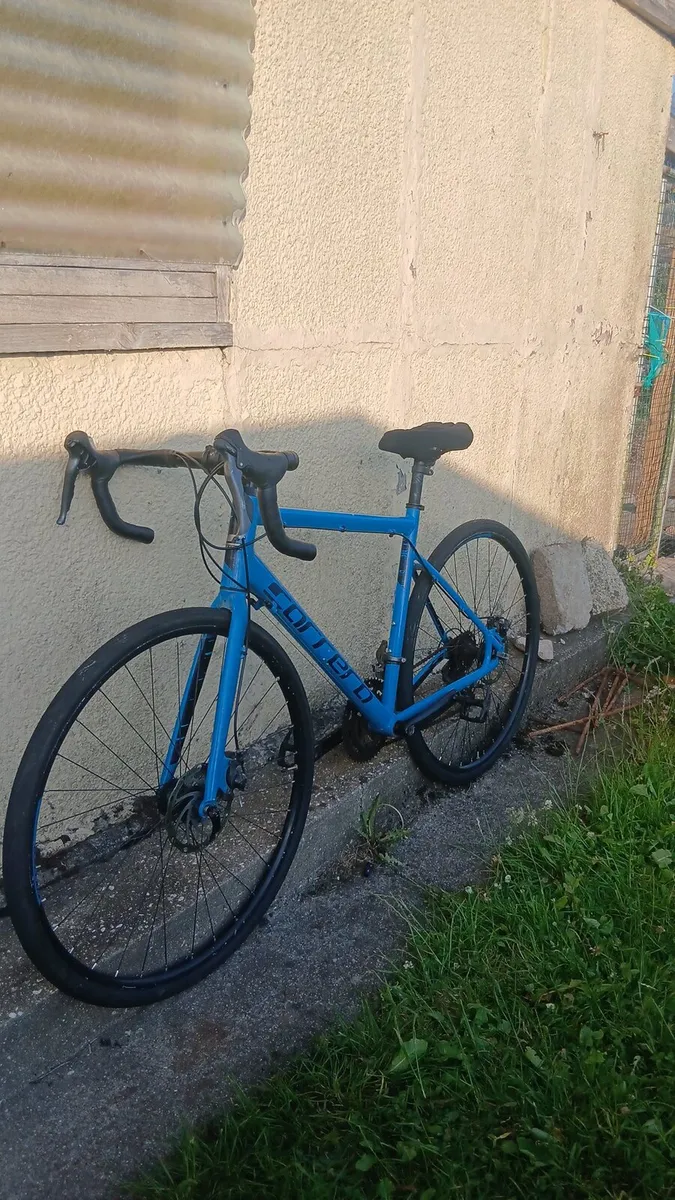 Man's carrera racing bike - Image 3