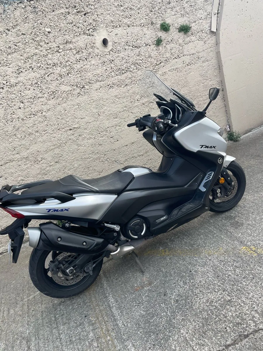 Yamaha T-Max - Image 4