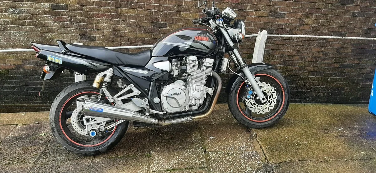 2004 Yamaha XJR 1300 Low Kilometers - Image 1