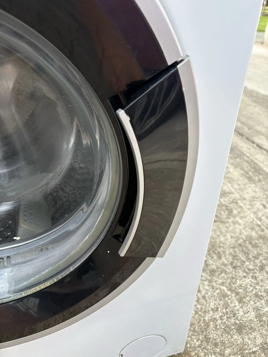 Washing machine - Image 2