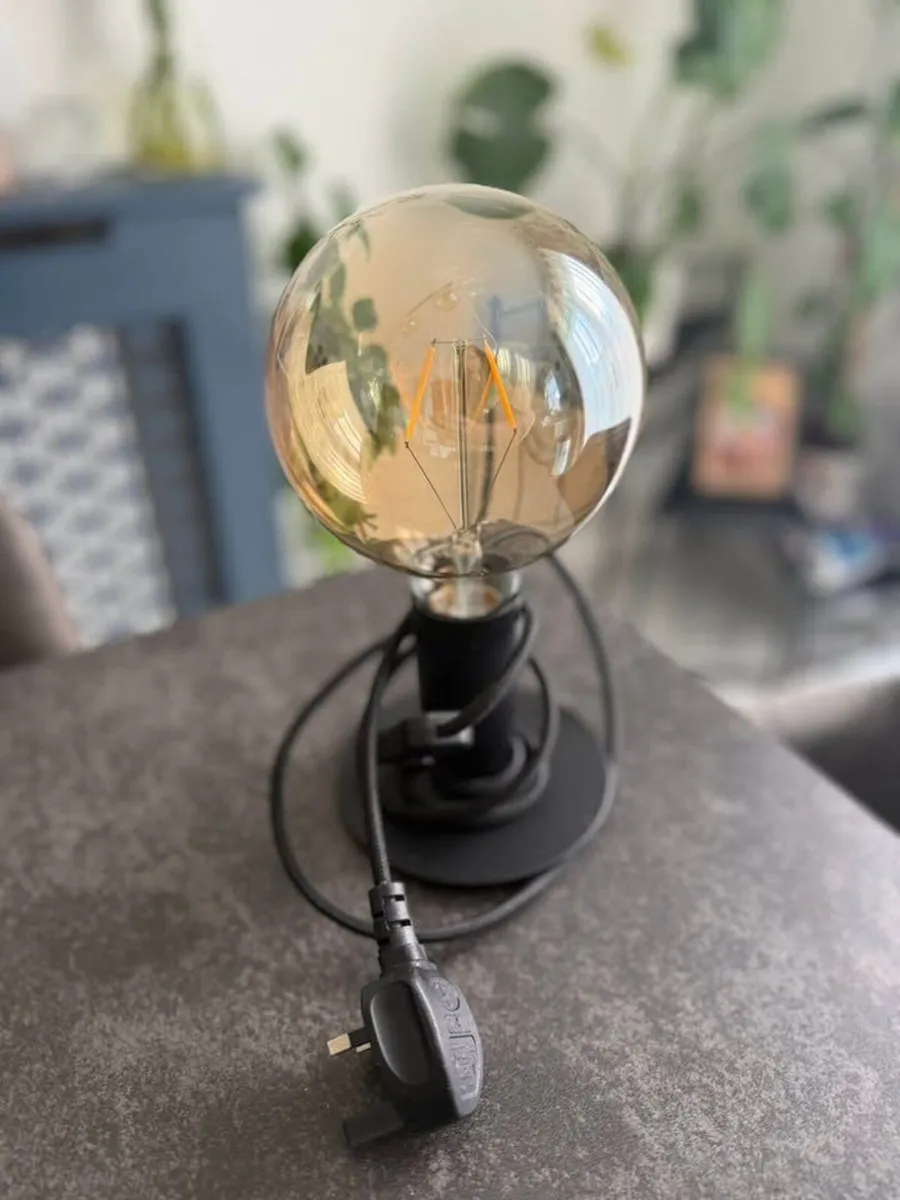 Table Lamp - Desk/Bedside Light