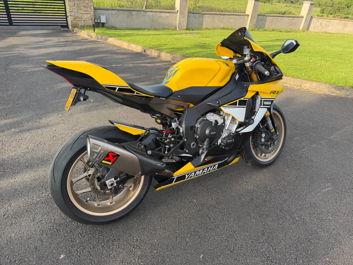 Yamaha r1 Kenny roberts limited - Image 2