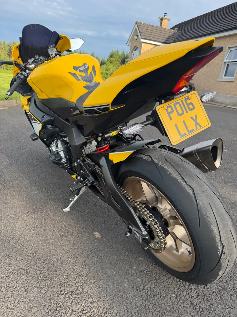 Yamaha r1 Kenny roberts limited - Image 4