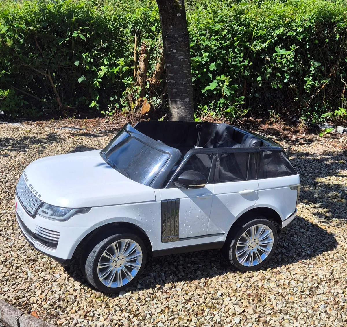Kids ride on Range Rover Sport - Image 1