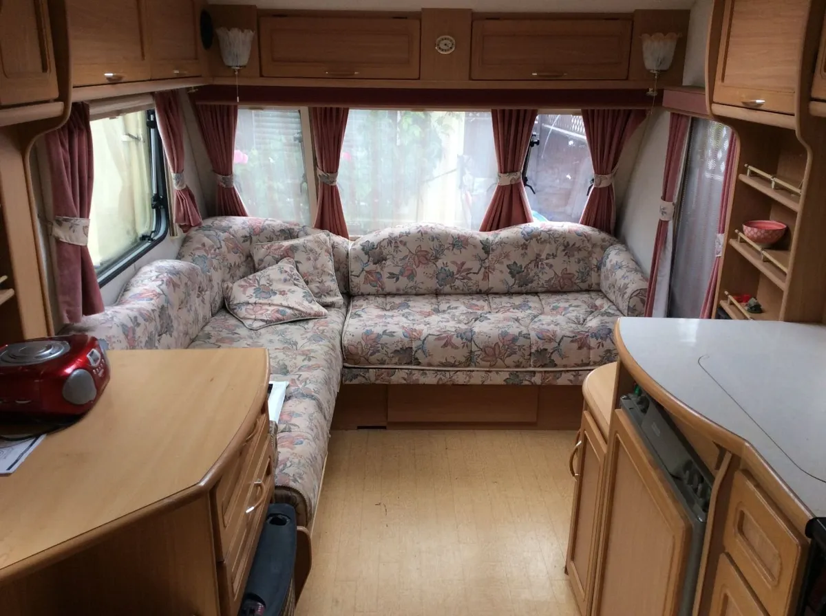 Caravan - Image 1