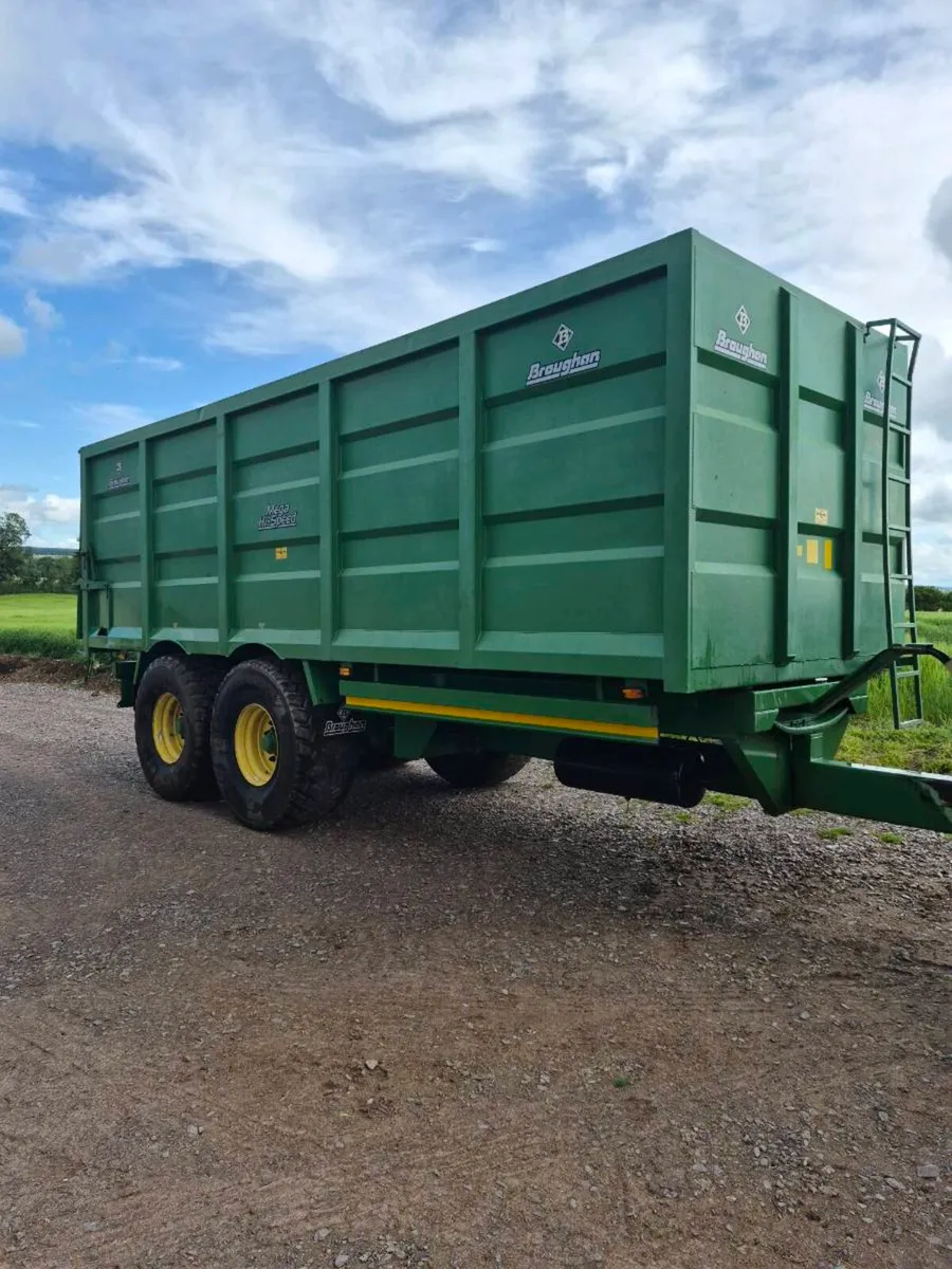 Broughan trailer - Image 1