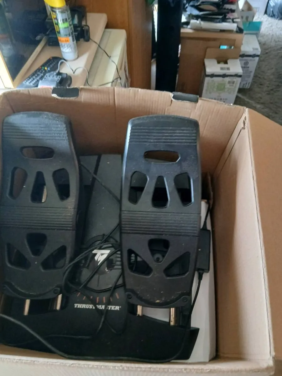 Flight simulator gaming controller - Image 3