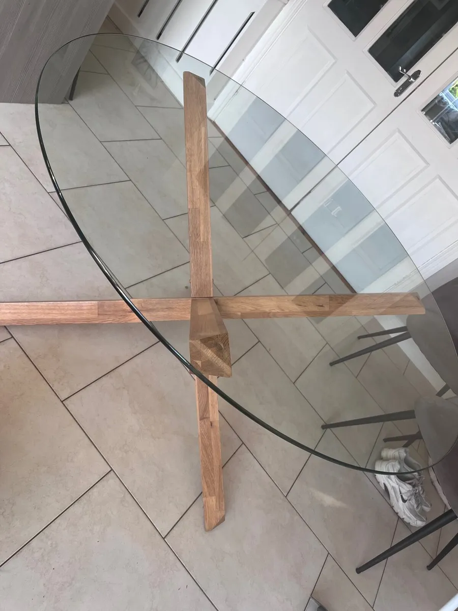 Glass table - Image 2