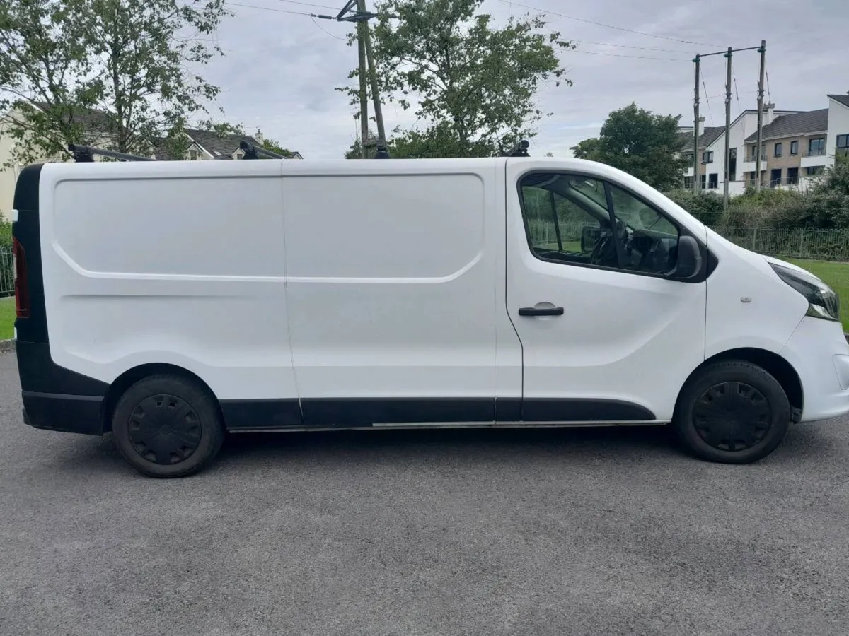 Van - Image 2