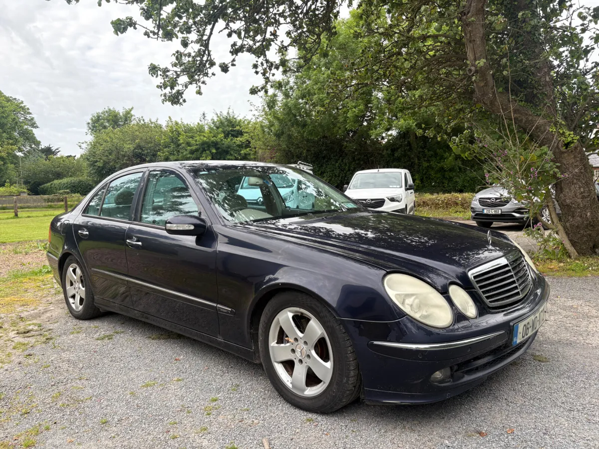 2006 Mercedes E200 Auto - Image 1