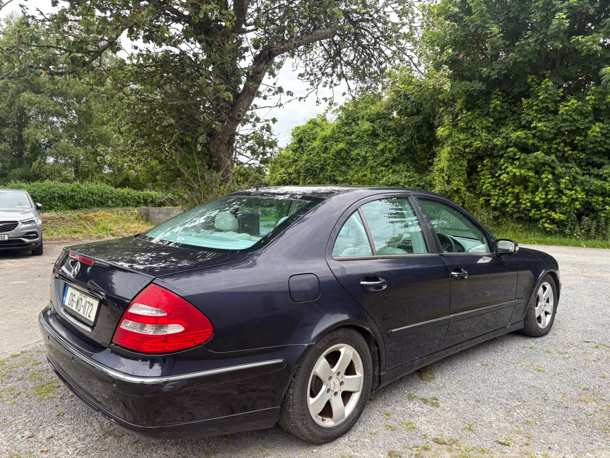 2006 Mercedes E200 Auto - Image 3