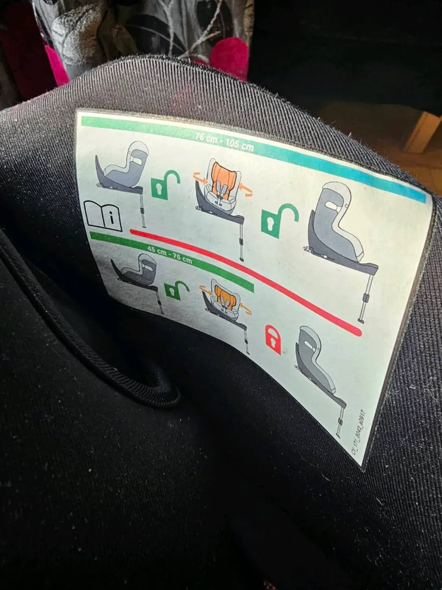 Cybex Ferrari Carseat - Image 3