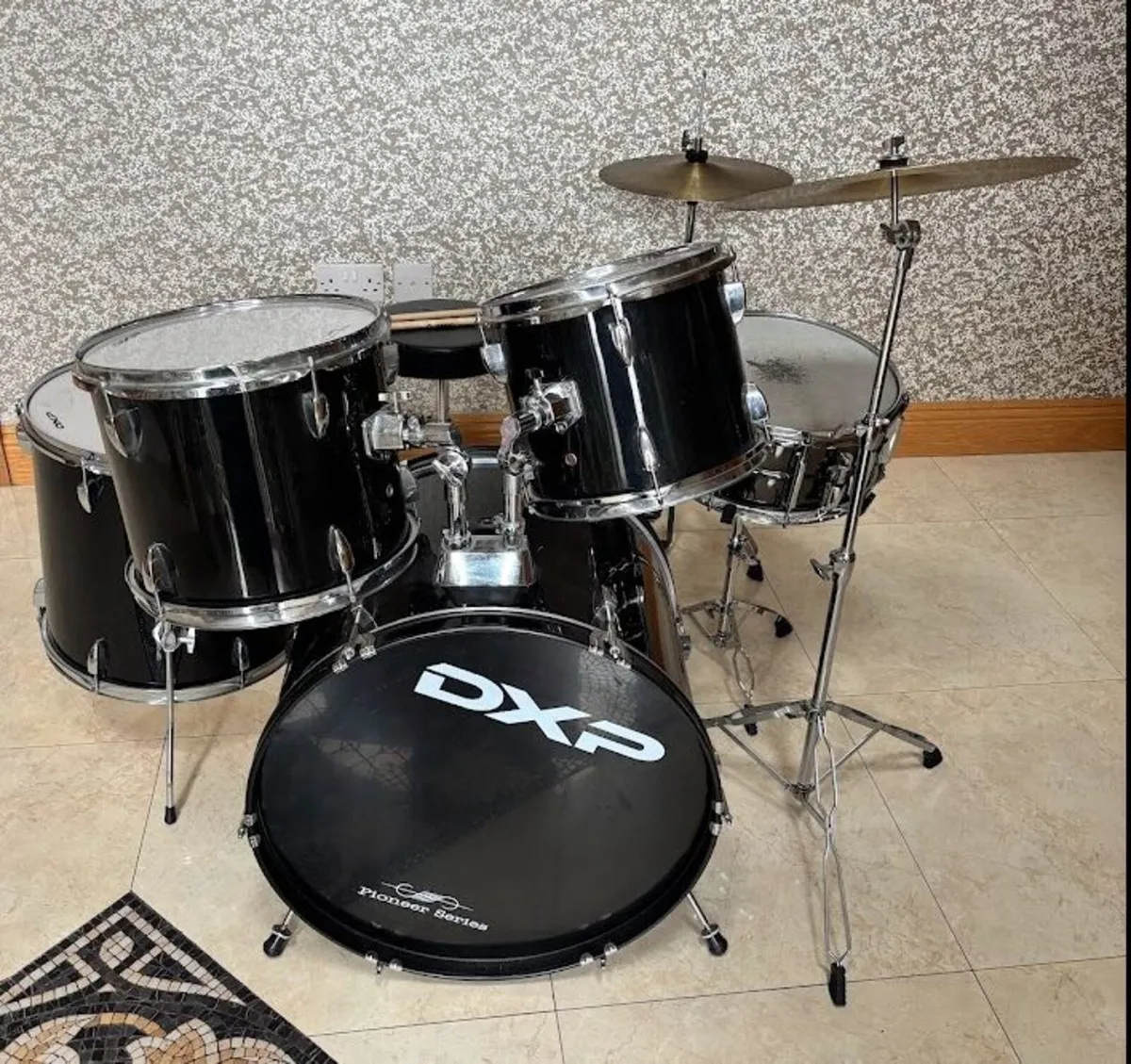 Drum Kit - Image 1