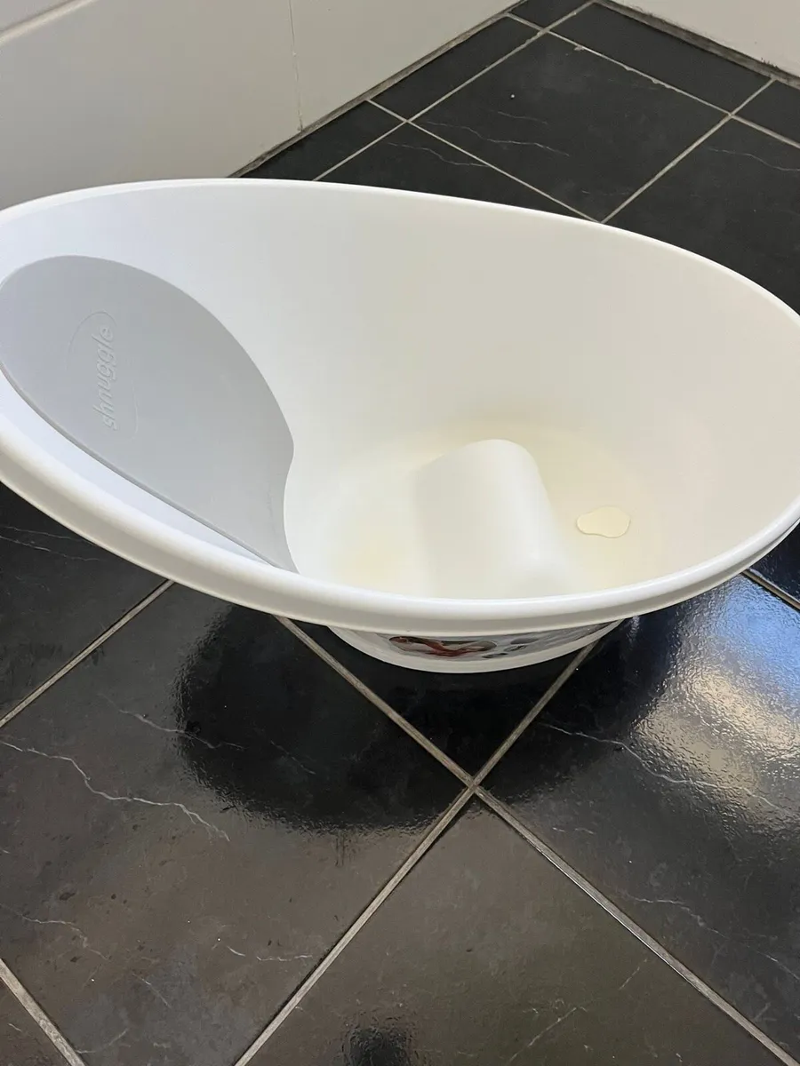 Shnuggle Baby Bath - Image 1